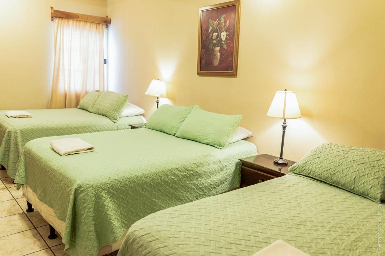 Hotel Las Margaritas La Esperanza Extérieur photo